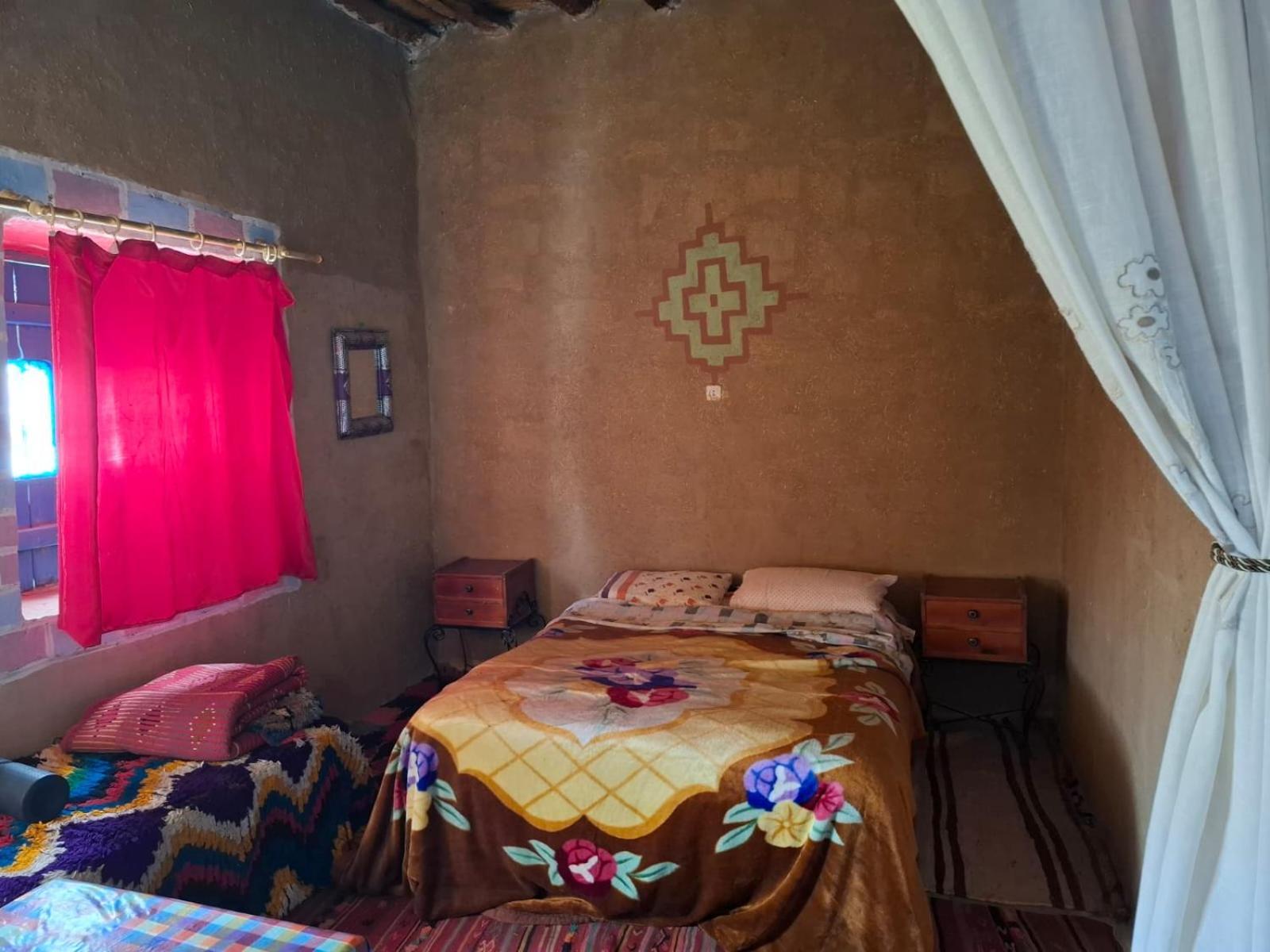 Oasis Travel Bed & Breakfast Tazouka Exterior photo